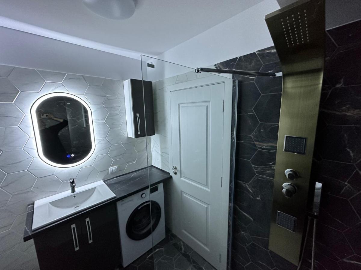 Appartement Apartament Lux Bacovia 2 à Bacău Extérieur photo